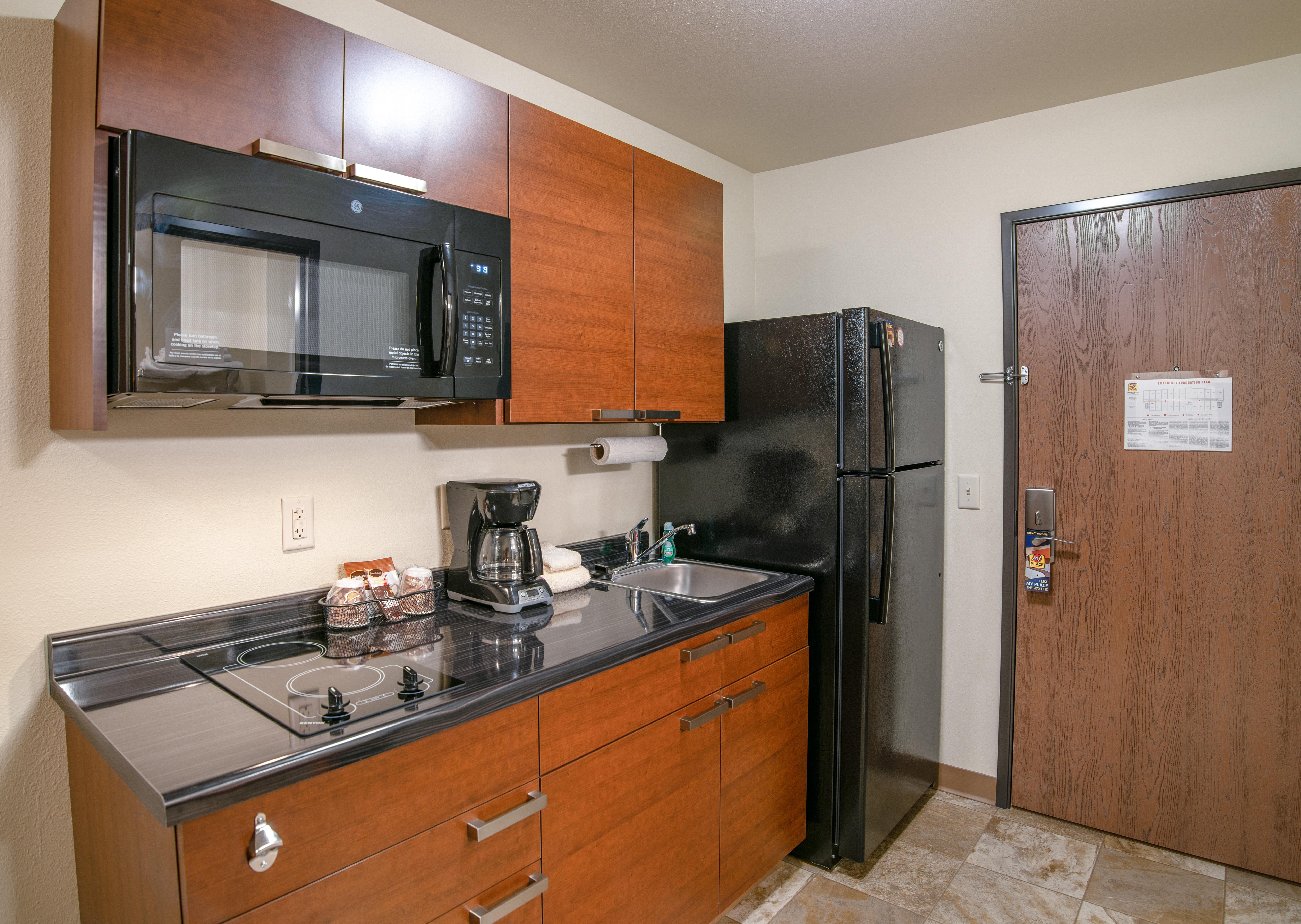 My Place Hotel-Dickinson, Nd Экстерьер фото