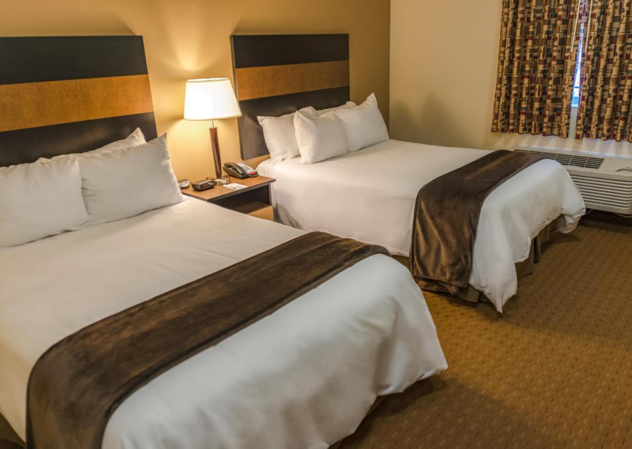 My Place Hotel-Dickinson, Nd Экстерьер фото